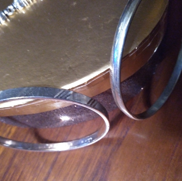 Vintage & Modern bracelets and Necklace - Picture 4 of 8